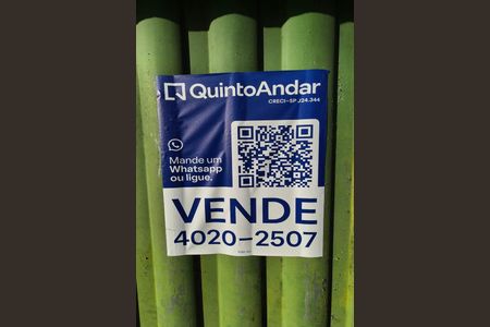 Casa à venda com 92m², 3 quartos e 6 vagas Casa à venda com 92m², 3 quartos e 6 vagasPlaca Instalada