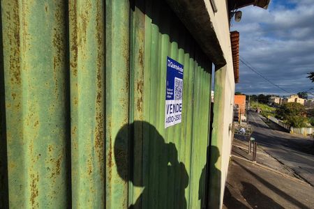 Casa à venda com 92m², 3 quartos e 6 vagas Casa à venda com 92m², 3 quartos e 6 vagasPlaca Instalada