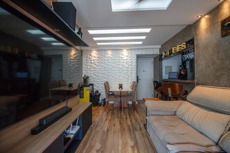 Apartamento à venda com 75m², 2 quartos e 1 vagaSala
