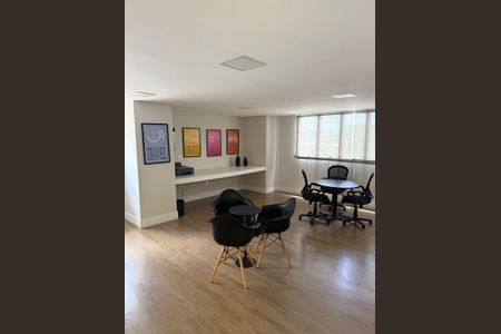 Apartamento para alugar com 59m², 2 quartos e 2 vagas Apartamento para alugar com 59m², 2 quartos e 2 vagasÁrea externa