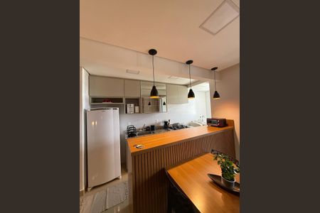 Apartamento para alugar com 59m², 2 quartos e 2 vagas Apartamento para alugar com 59m², 2 quartos e 2 vagasCozinha