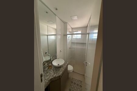 Apartamento para alugar com 59m², 2 quartos e 2 vagas Apartamento para alugar com 59m², 2 quartos e 2 vagasBanheiro