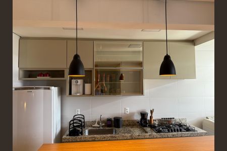 Apartamento para alugar com 59m², 2 quartos e 2 vagas Apartamento para alugar com 59m², 2 quartos e 2 vagasCozinha