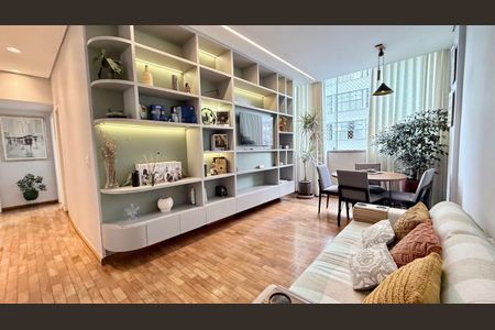 Apartamento à venda com 129m², 3 quartos e sem vaga