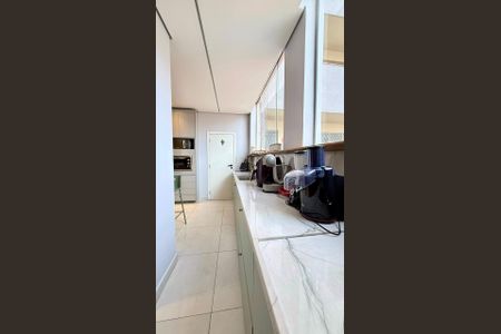 Apartamento à venda com 129m², 3 quartos e sem vaga