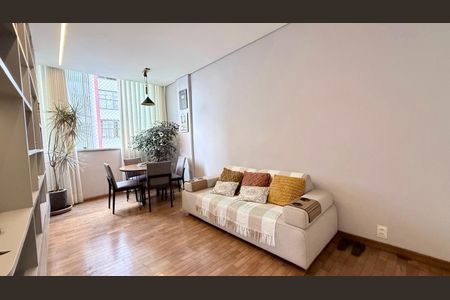 Apartamento à venda com 129m², 3 quartos e sem vaga