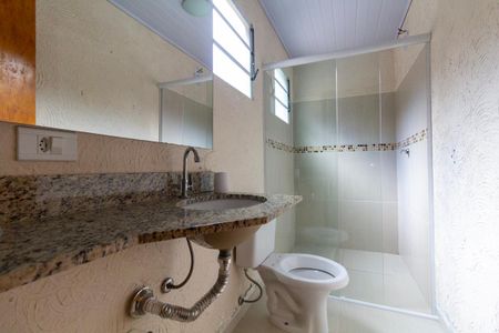 Casa para alugar com 135m², 2 quartos e 2 vagas Casa para alugar com 135m², 2 quartos e 2 vagasBanheiro 1