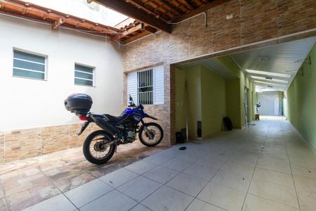 Casa para alugar com 135m², 2 quartos e 2 vagas Casa para alugar com 135m², 2 quartos e 2 vagasGaragem