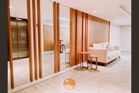 Studio para alugar com 25m², 1 quarto e 1 vaga Studio para alugar com 25m², 1 quarto e 1 vagaHall