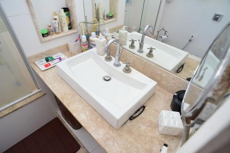 Apartamento para alugar com 180m², 3 quartos e 2 vagasBanheiro Suíte