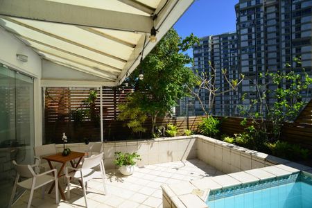 Apartamento para alugar com 180m², 3 quartos e 2 vagasCobertura