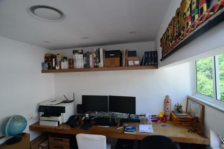 Apartamento para alugar com 180m², 3 quartos e 2 vagasEscritório