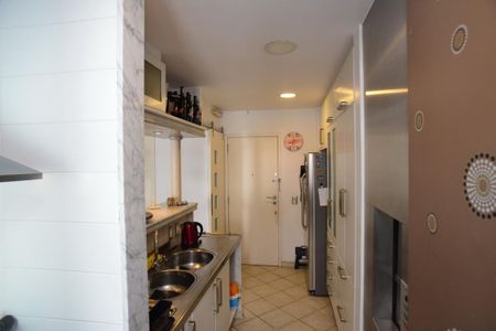 Apartamento para alugar com 180m², 3 quartos e 2 vagasCozinha