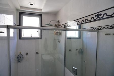 Apartamento para alugar com 180m², 3 quartos e 2 vagasBanheiro Social