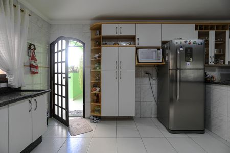 Casa para alugar com 200m², 3 quartos e 7 vagas Casa para alugar com 200m², 3 quartos e 7 vagasCozinha