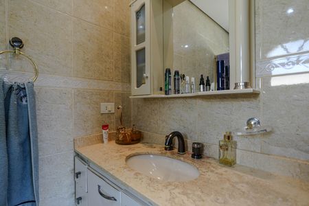 Casa para alugar com 200m², 3 quartos e 7 vagas Casa para alugar com 200m², 3 quartos e 7 vagasBanheiro - Quarto 3 - Suíte