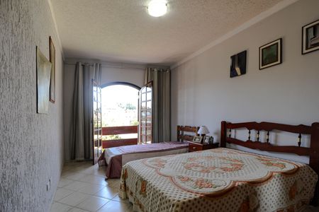 Casa para alugar com 200m², 3 quartos e 7 vagas Casa para alugar com 200m², 3 quartos e 7 vagasQuarto 2