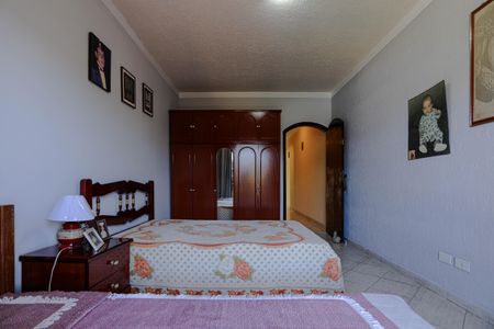 Casa para alugar com 200m², 3 quartos e 7 vagas Casa para alugar com 200m², 3 quartos e 7 vagasQuarto 2