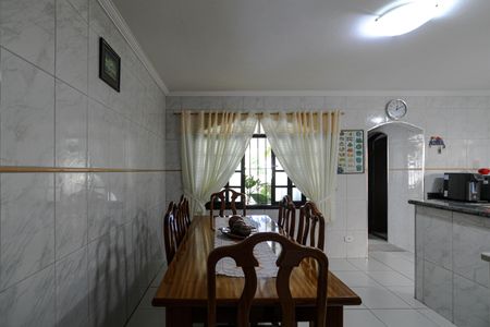 Casa para alugar com 200m², 3 quartos e 7 vagas Casa para alugar com 200m², 3 quartos e 7 vagasCopa