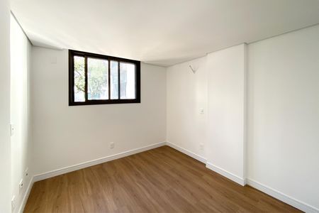 Apartamento à venda com 60m², 2 quartos e 2 vagasQuarto 