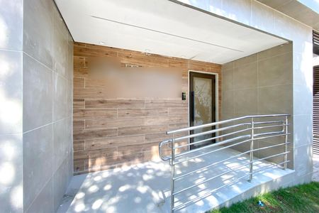 Apartamento à venda com 60m², 2 quartos e 2 vagasFachada