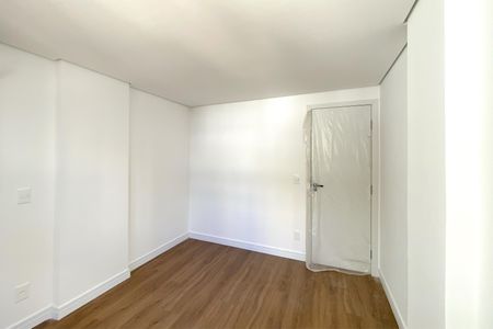 Apartamento à venda com 60m², 2 quartos e 2 vagasQuarto 
