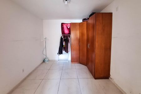 Casa à venda com 740m², 3 quartos e 3 vagas Casa à venda com 740m², 3 quartos e 3 vagasCloset da suíte 1