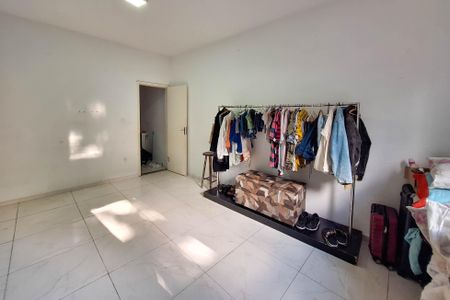 Casa à venda com 740m², 3 quartos e 3 vagas Casa à venda com 740m², 3 quartos e 3 vagasSuíte 3