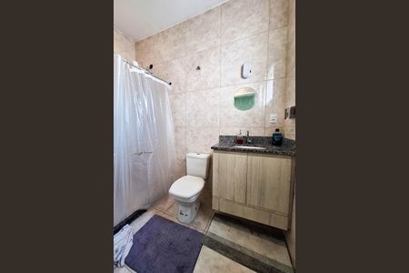 Casa à venda com 740m², 3 quartos e 3 vagas Casa à venda com 740m², 3 quartos e 3 vagasBanheiro da Suíte 3