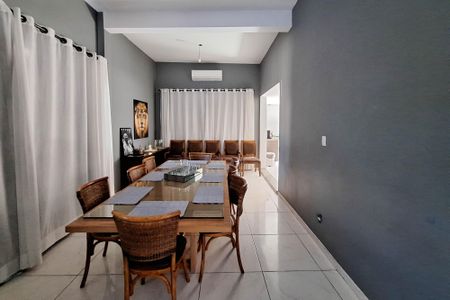 Sala de casa à venda com 3 quartos, 740m² em Badu, Niterói
