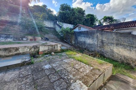 Casa à venda com 740m², 3 quartos e 3 vagas Casa à venda com 740m², 3 quartos e 3 vagasQuintal