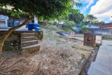 Casa à venda com 740m², 3 quartos e 3 vagas Casa à venda com 740m², 3 quartos e 3 vagasQuintal