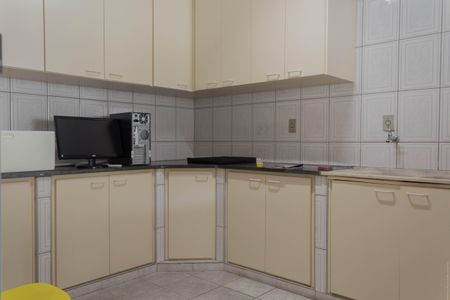 Casa à venda com 175m², 3 quartos e 2 vagasÁrea de Serviço