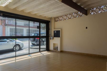 Casa à venda com 175m², 3 quartos e 2 vagasGaragem