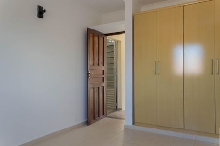 Casa à venda com 175m², 3 quartos e 2 vagasQuarto de Serviço