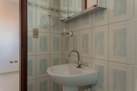 Casa à venda com 175m², 3 quartos e 2 vagasBanheiro de Serviço