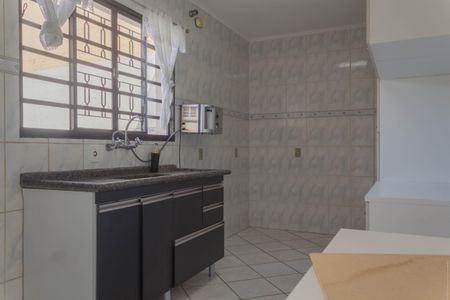 Casa à venda com 175m², 3 quartos e 2 vagasCozinha
