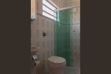 Casa à venda com 175m², 3 quartos e 2 vagasBanheiro de Serviço