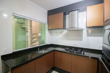 Casa de condomínio à venda com 102m², 2 quartos e 1 vaga Casa de condomínio à venda com 102m², 2 quartos e 1 vagaCOZINHA