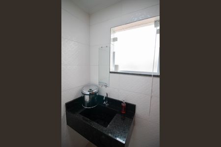 Casa de condomínio à venda com 102m², 2 quartos e 1 vaga Casa de condomínio à venda com 102m², 2 quartos e 1 vagaLAVABO DA ÁREA GOURMET