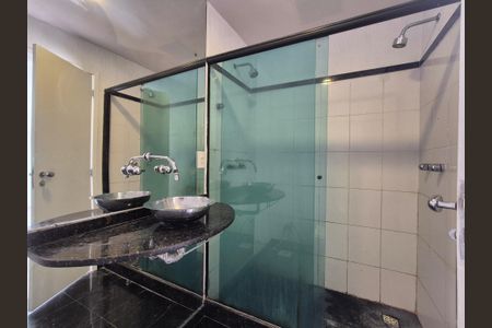 Apartamento para alugar com 180m², 2 quartos e 2 vagas