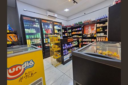 Apartamento à venda com 34m², 2 quartos e sem vagaMercado