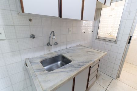 Apartamento à venda com 54m², 2 quartos e 1 vagaCozinha 