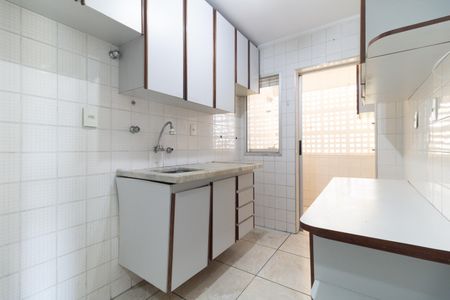 Apartamento à venda com 54m², 2 quartos e 1 vagaCozinha 