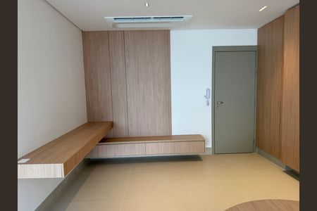Apartamento para alugar com 81m², 2 quartos e 1 vagaSala
