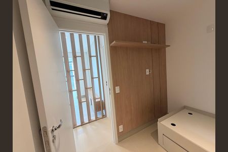 Apartamento para alugar com 81m², 2 quartos e 1 vagaQuarto 1