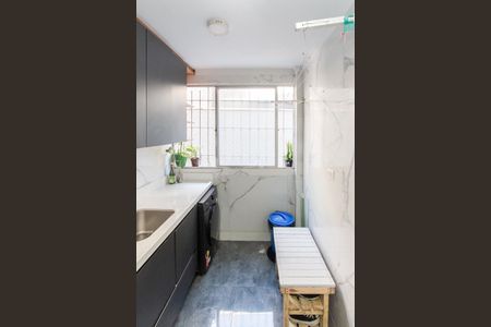 Apartamento à venda com 70m², 2 quartos e 1 vaga Apartamento à venda com 70m², 2 quartos e 1 vagaCozinha e Área de Serviço