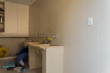 Casa para alugar com 300m², 6 quartos e 3 vagasÁrea de Serviço