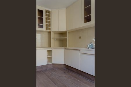 Casa para alugar com 300m², 6 quartos e 3 vagasCozinha