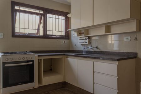 Casa para alugar com 300m², 6 quartos e 3 vagasCozinha